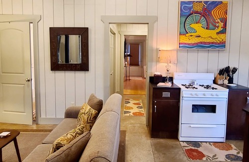 Springville Cabin | Pet-friendly Magnolia + Fishing & Trails