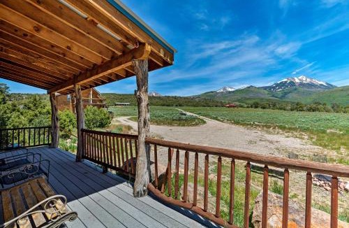 Spanish Valley House | Pet-Friendly Moab Cabin w/Mtn Views & BBQ!
