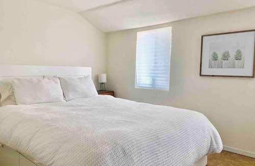 Miramonte House | Pet Friendly - Modern Midtown Home Large Backyard