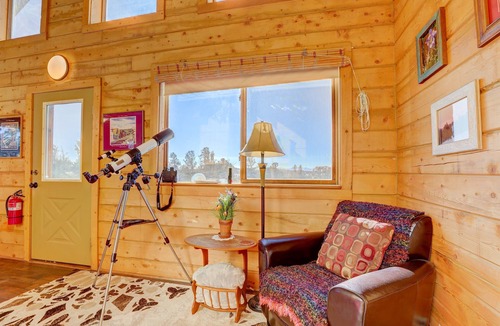 Como Cabin | Pet-Friendly Mountain Cabin with Stunning Stargazing Views