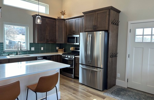 Helena House | Pet-Friendly, Mountain Views, Close to Trails, Fenced Yard, and More!