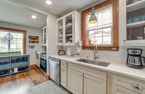 Morgantown House | Pet-Friendly ‘Murph Landing’ - 1 Mile to WVU!
