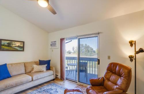 Oak Harbor House | Pet-Friendly Oak Harbor Condo: Walk to Lake!