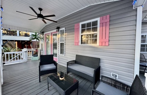 Surfside Beach House | Pet-Friendly-Ocean Lakes-Resort-Free Golf Cart