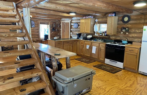 Glidden Cabin | PET FRIENDLY! Off-grid Log Cabin 60 acre Estate w Private Lake & Endless Trails!