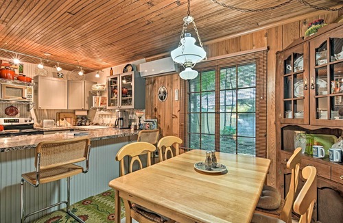 Harbor Springs Cottage | Pet-Friendly 'One Crow Cottage' in Harbor Springs!