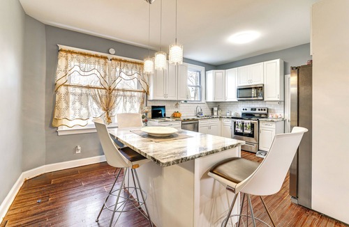 Yeadon House | Pet-Friendly Philly Area HQ Near Lincoln Financial