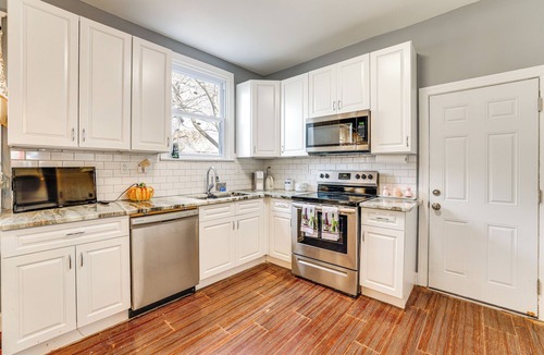 Yeadon House | Pet-Friendly Philly Area HQ Near Lincoln Financial