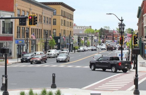 Framingham House | Pet-friendly Property with Free On-site Parking! Your Convenience at its Best!