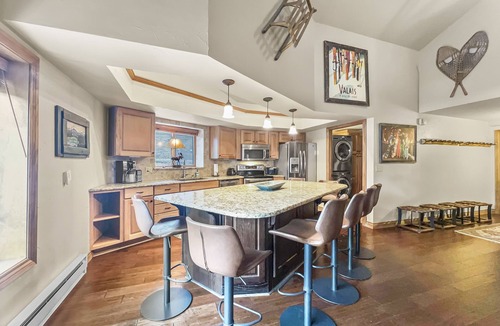 Copper Mountain Village Condo | Pet Friendly Remodeled Spacious Family Friendly Condo. BE410
