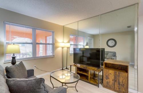 Sunset Reef Apartment | Pet-Friendly Redington Shores Condo with Large Patio