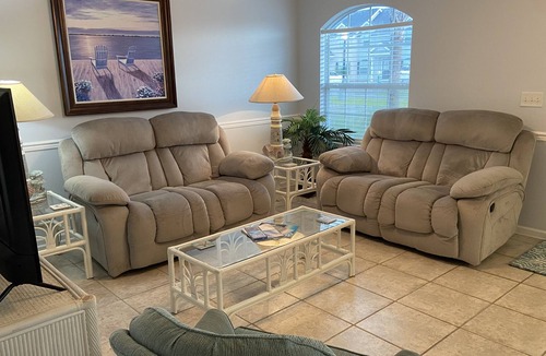 Mexico Beach House | Pet Friendly Retreat w Pool & Close to Beach!