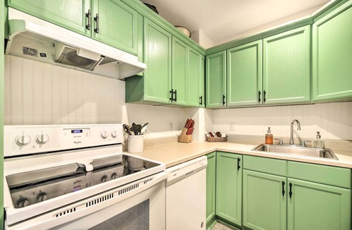 Saranac Lake House | Pet-Friendly Saranac Lake Retreat w/Deck & Yard