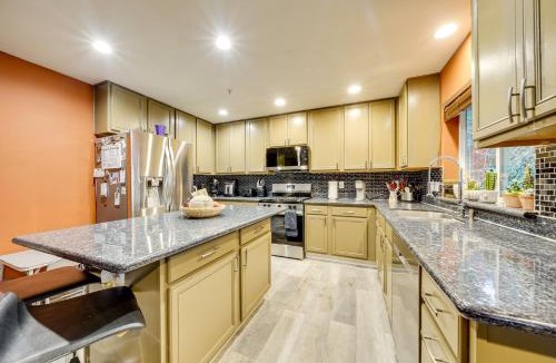 SeaTac House | Pet-Friendly SeaTac Retreat 6 Mi to Puget Sound!