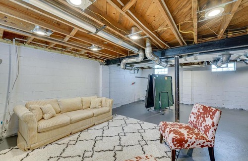 Southfield House | Pet-Friendly Southfield House w/Ping-Pong Table!