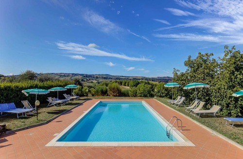 Gambassi Terme House | Pet-friendly Space With Pool