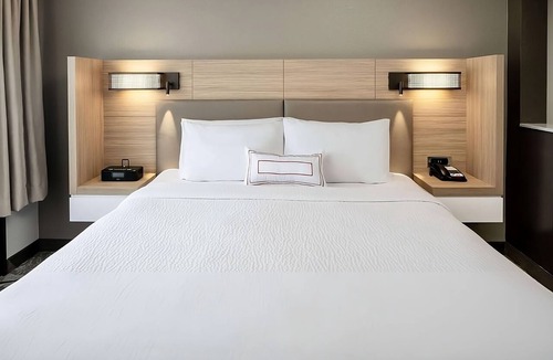 Donelson Hotel | Pet-friendly, Spacious Unit with Breakfast, Best Location in Nashville!