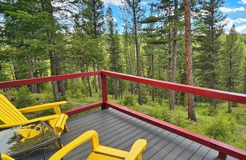 Missoula Cabin | Pet-friendly The Blind Cabin at The Hohnstead Glamping near Missoula, Montana