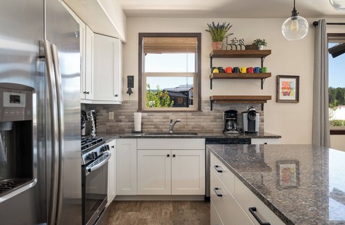 Winter Park Condo | Pet Friendly | Trailhead Lodges 134 | Pool, Hot Tub & Fitness Center | Sleeps 10