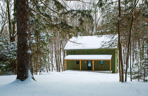 Ligonier House | Pet-Friendly Two Bedroom Cabin Outside Ligonier, Near Hiking and Skiing