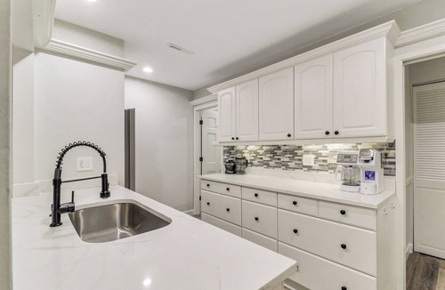 Lawton Woods House | Pet Friendly Sea Pines Retreat