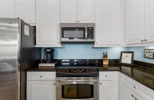 Kiska Beach House | Pet Friendly Beach House w/Pool – Sleeps 16, Steps to Beach, Free Activities!