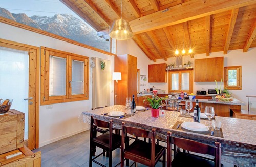 Colico Piano Villa | Pet-Friendly Villa "Chalet Inganna" with Lake View, Garden & Wi-FI