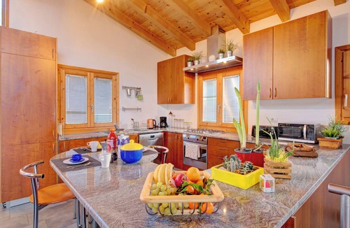 Colico Piano Villa | Pet-Friendly Villa "Chalet Inganna" with Lake View, Garden & Wi-FI
