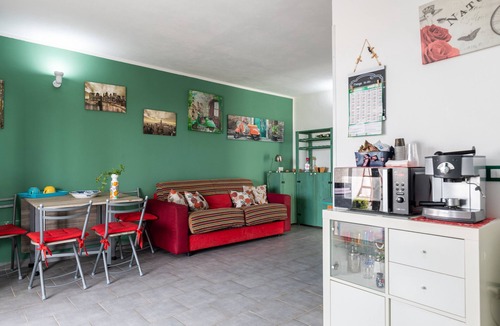 Cinisi Villa | Pet-Friendly 'Villa Cinisi' with Sea View, Shared Pool & Wi-Fi