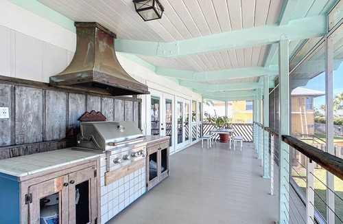 Crystal River House | Pet friendly water front home in the heart of Crystal River