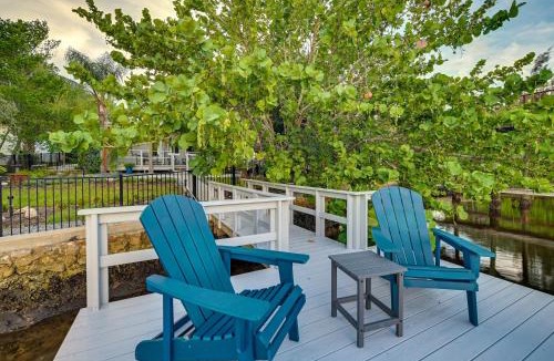 Tarpon Springs House | Pet-Friendly Waterfront Home - 2 Mi to Beach!