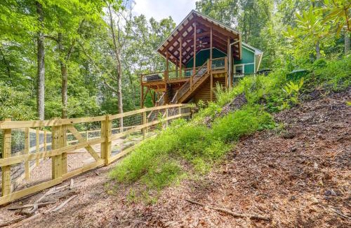 West Jefferson House | Pet-Friendly West Jefferson Home w/River View!