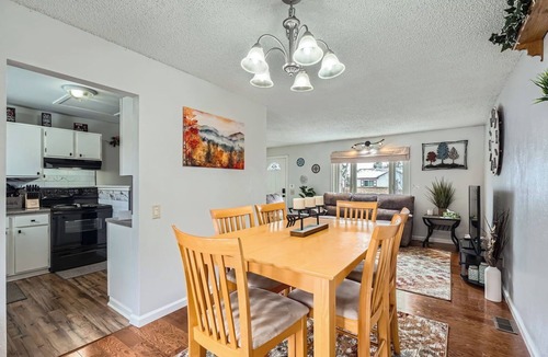 North Central Westminster House | Pet Friendly with Hot Tub
