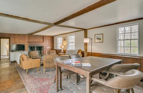 Dover House | Pet-Friendly Yard: Boston Area Home Near Gillette