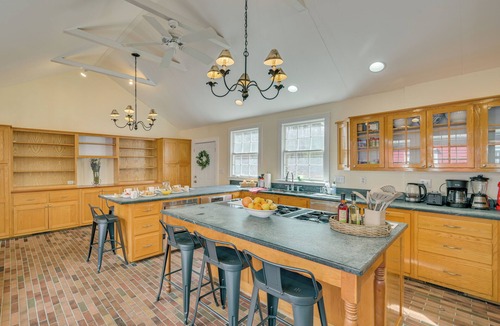 Dover House | Pet-Friendly Yard: Boston Area Home Near Gillette