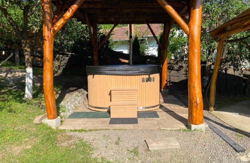 Gornesti House | Peter Cottage