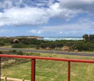Peterborough House | Peterborough Beach House