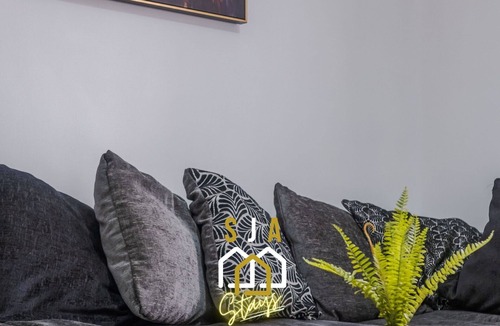 Peterhead Apartment | Peterhead Pad - SJA Stays - Modern 2 Bed Apartment