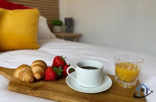 Twywell House | Petham Cottage Stanwick 2 bed sleeps 6