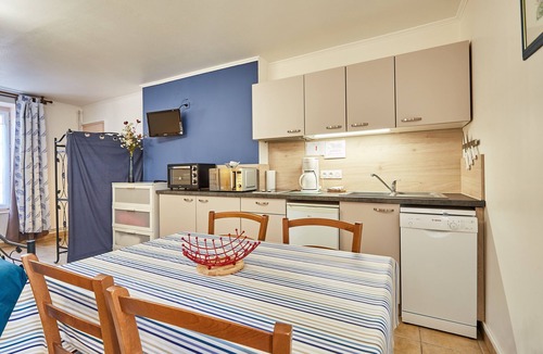 Courseulles-sur-Mer Apartment | PETIT JUNO BEAUTIFUL STUDIO 27m2/beach landing