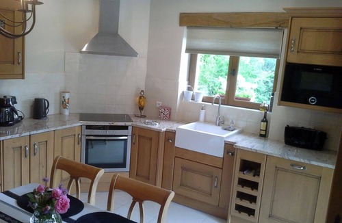 Fleurac House | Petit Paradis- Dordogne- A/C- Private Pool - the place to enjoy "The Good Life"!