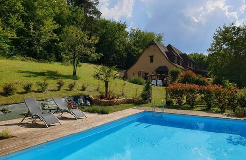 Fleurac House | Petit Paradis- Dordogne- A/C- Private Pool - the place to enjoy "The Good Life"!