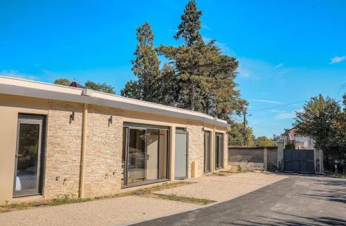 Ecully Apartment | Petit studio compact et moderne, Écully