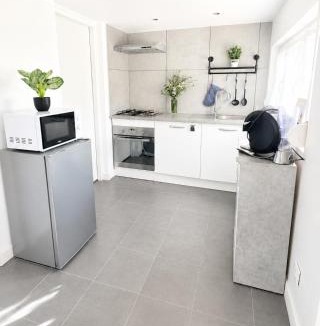 Montauban House | Petite maisonnette avec accés piscine