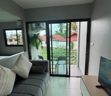 Mae Nam Apartment | Petite Oasis