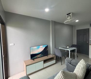 Mae Nam Apartment | Petite Oasis