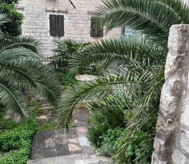 Perast Villa | Petra House
