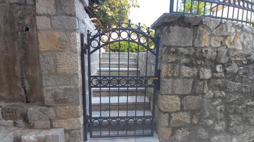 Perast Villa | Petra House