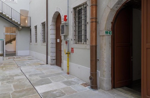 Trieste City Centre Apartment | Petrarca design loft a Trieste