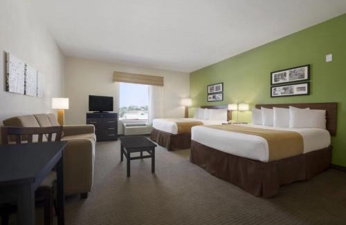 Cotulla Hotel | PetroStay Inn & Suites Cotulla